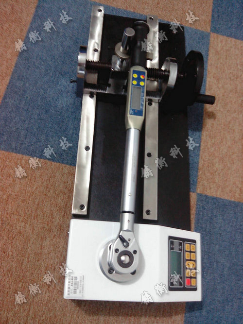 扭矩扳手校準(zhǔn)儀